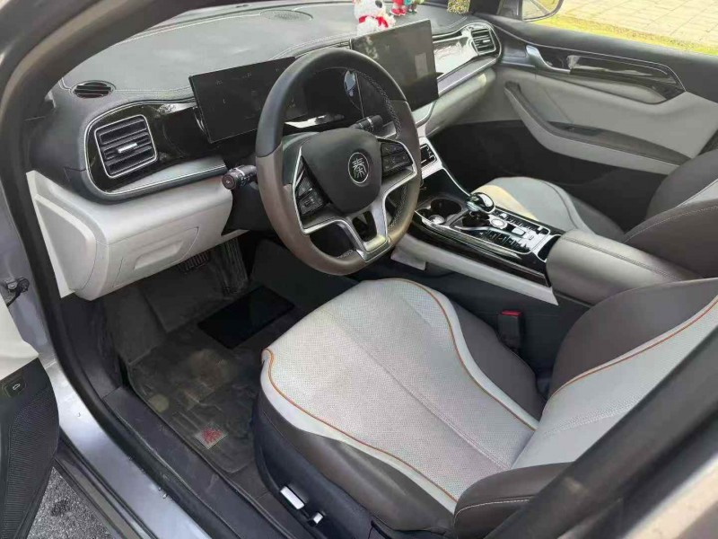 武汉24年比亚迪秦6