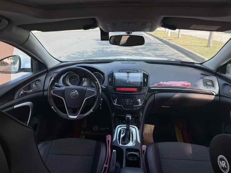 武汉16年别克君威4