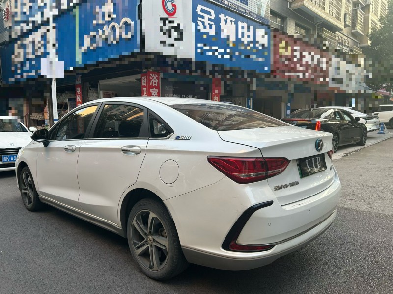 娄底21年北汽新能源EU系列6