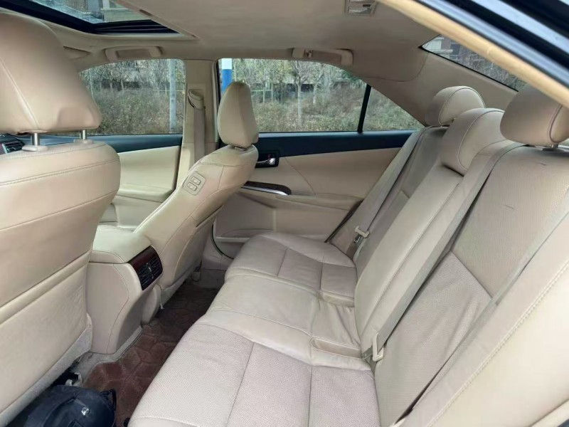 秦皇岛11年丰田凯美瑞7