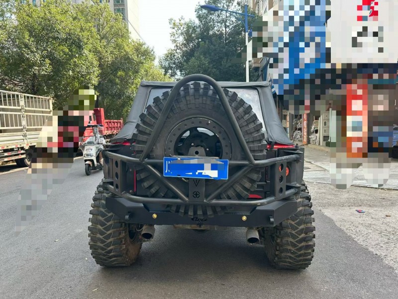 娄底16年Jeep牧马人8