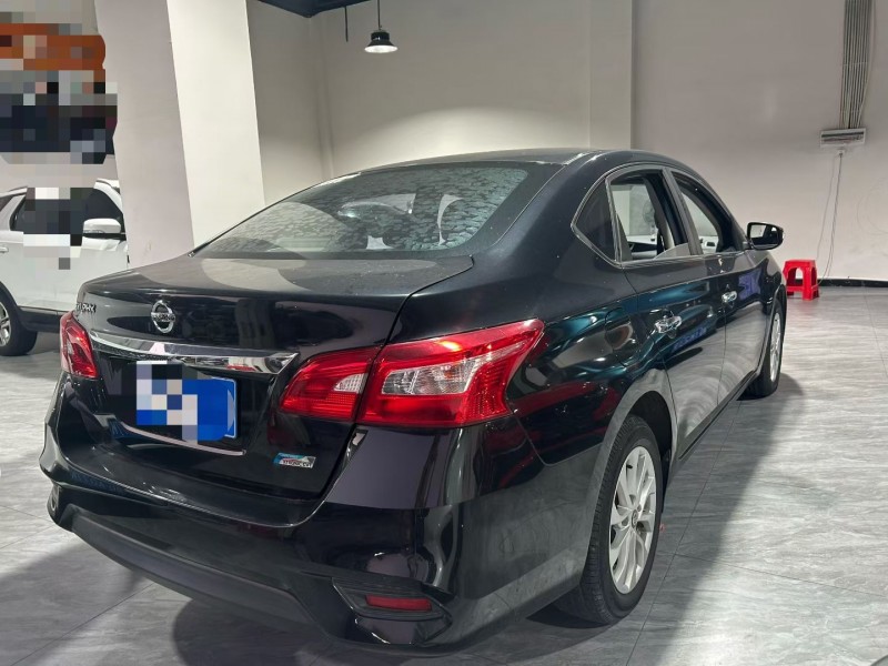 娄底18年日产轩逸6