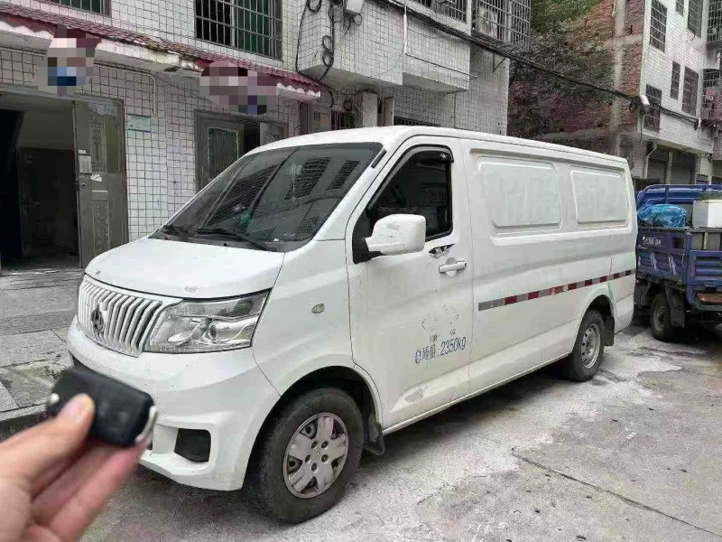 娄底20年长安汽车睿行2