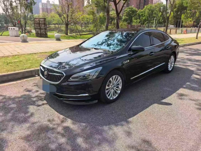 宜昌18年别克凯越3