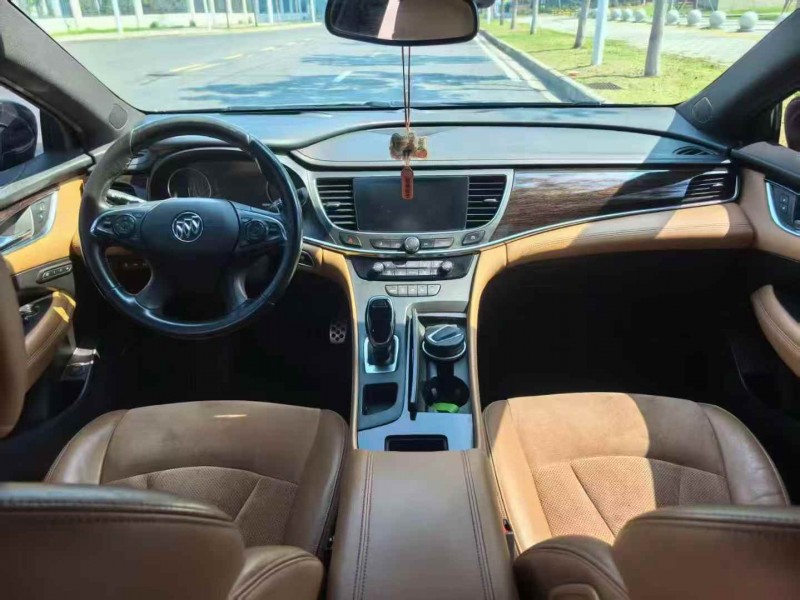 宜昌18年别克凯越4