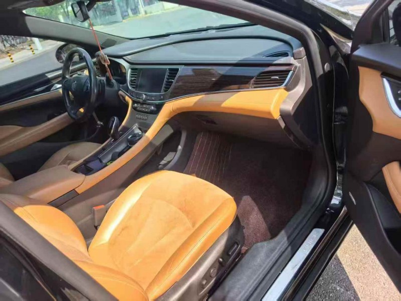 宜昌18年别克凯越8