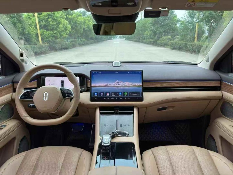 无锡23年华为智选问界5