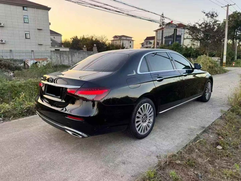 宁波22年奔驰E8