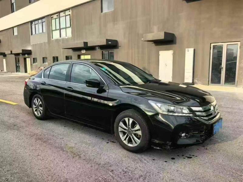 徐州15年本田雅阁2