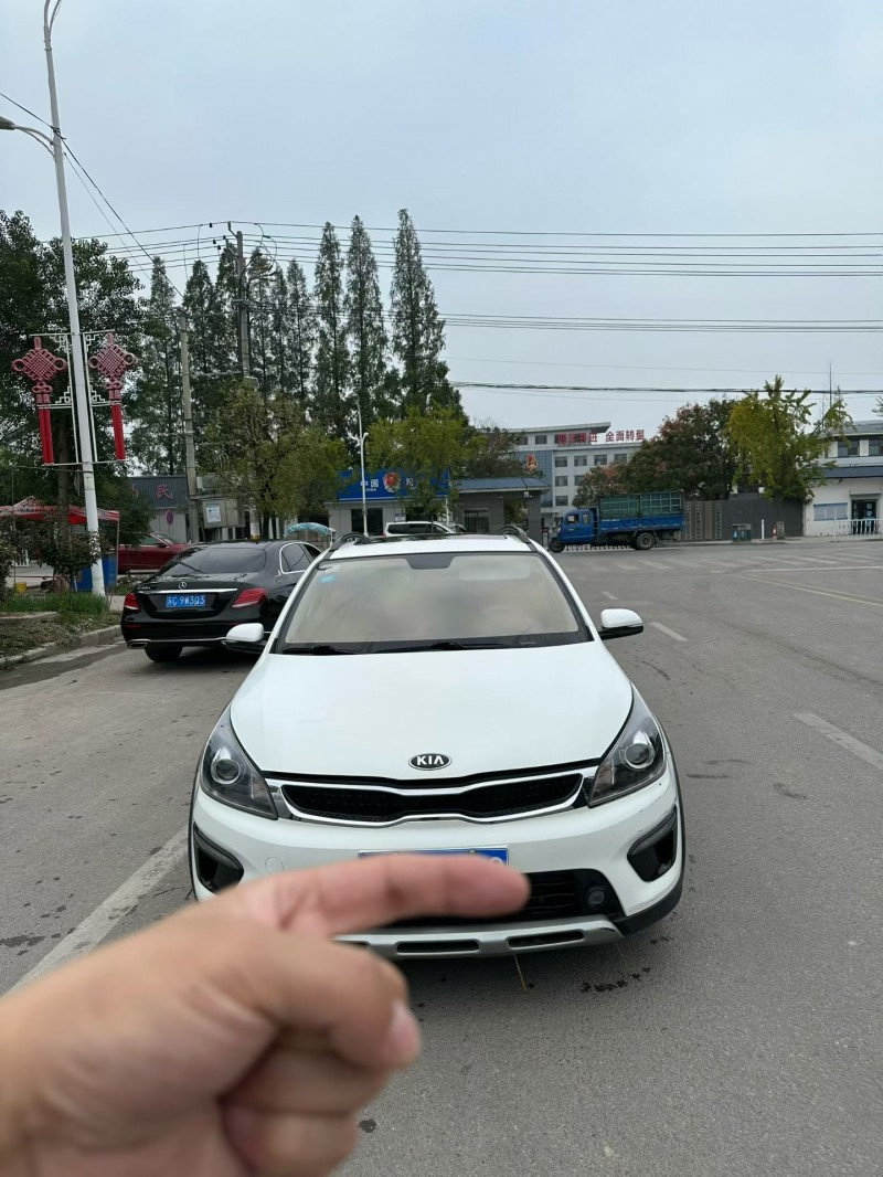 嘉兴19年起亚KXCROSS1