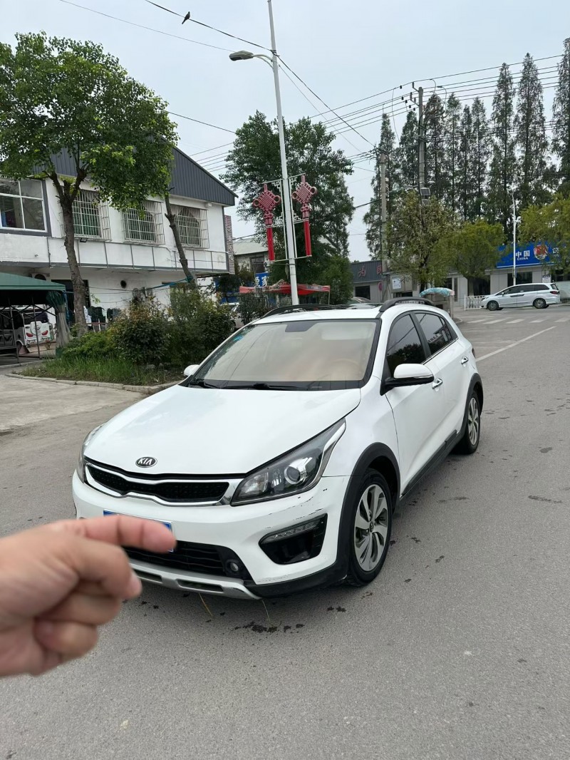 嘉兴19年起亚KXCROSS2