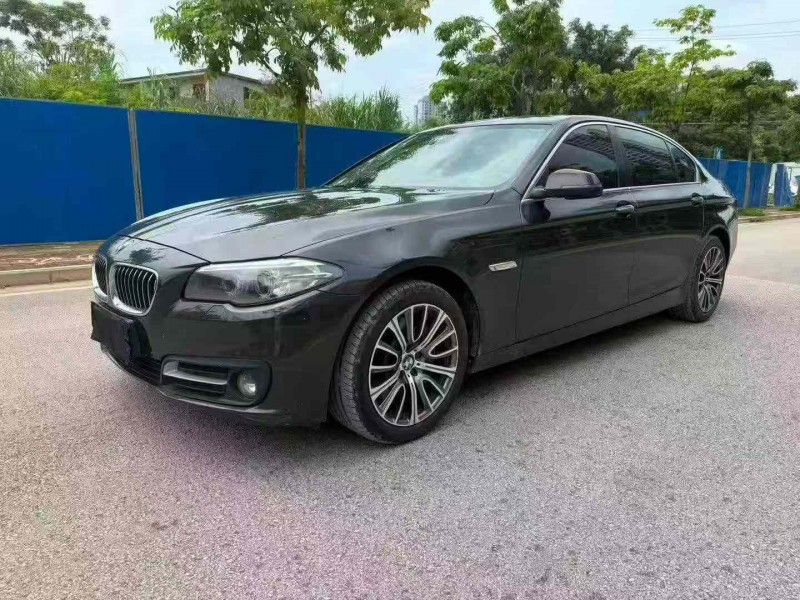 南宁17年宝马5系3