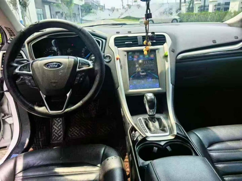 重庆15年福特蒙迪欧4