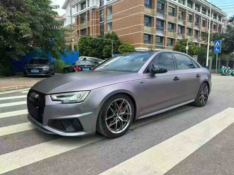 南宁19年奥迪A4L2