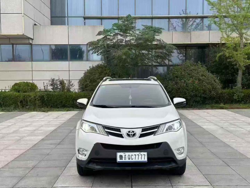 济宁15年丰田RAV4荣放1