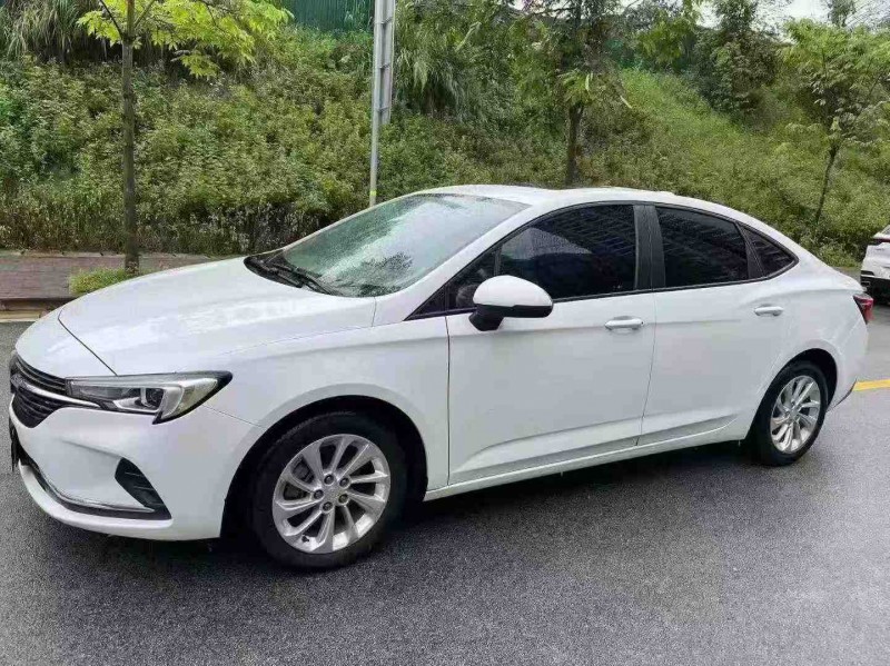 南宁20年别克威朗3