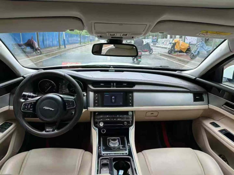 南宁16年捷豹XF5