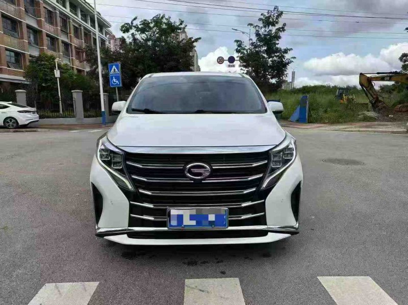 南宁21年传祺M81