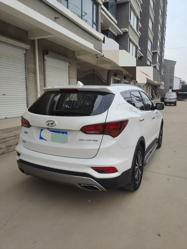 邯郸18年现代全新胜达3