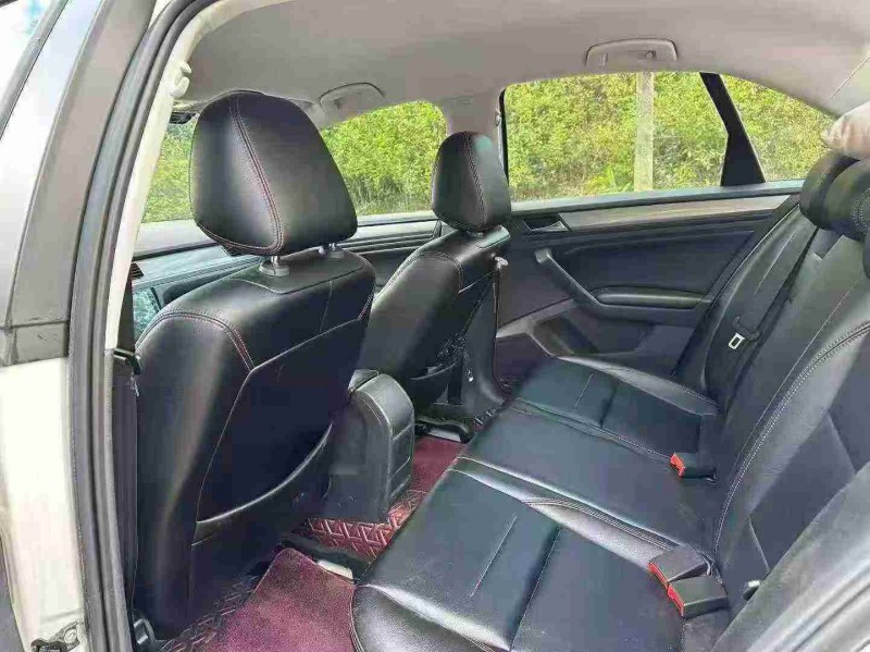 南宁21年大众宝来6