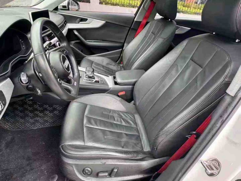 南宁18年奥迪A4L4