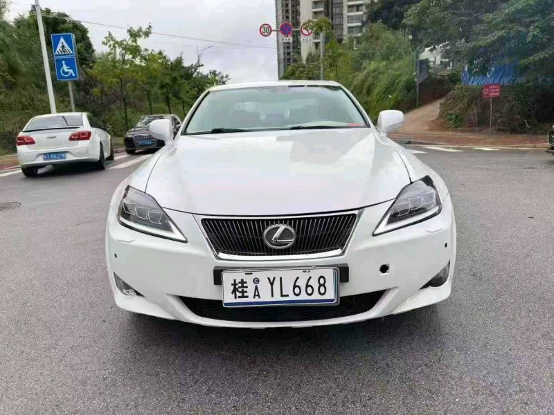 南宁07年雷克萨斯IS1