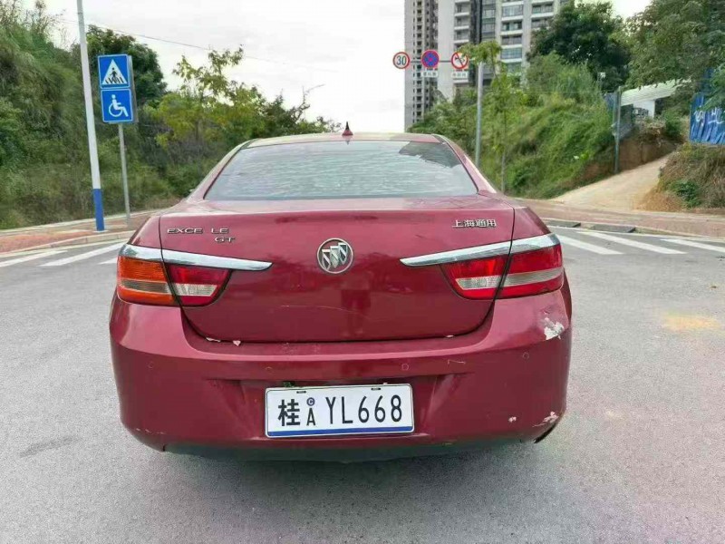 南宁11年别克英朗9