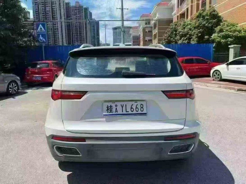 南宁18年众泰T7009