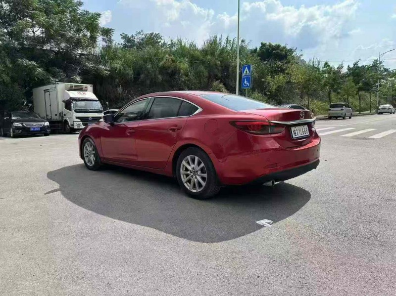 南宁18年马自达阿特兹7