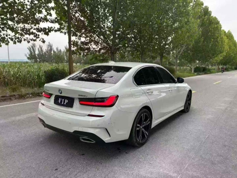 铜川21年宝马3系9