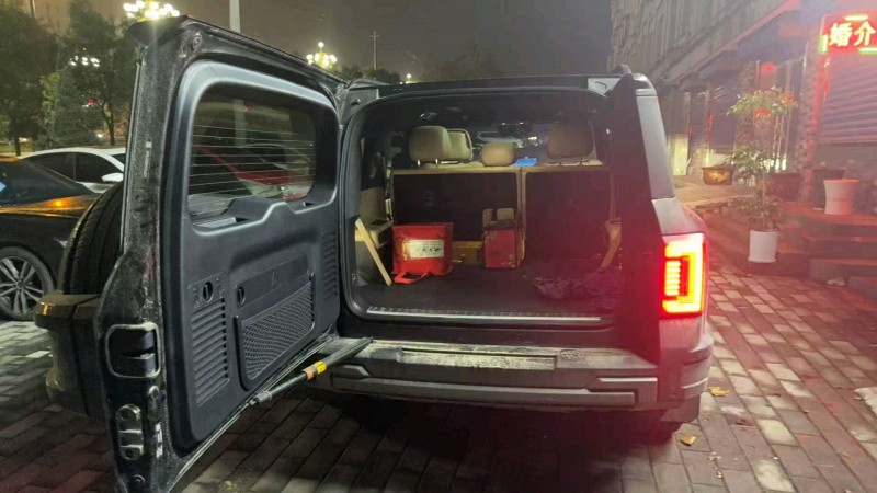 平顶山25年比亚迪方程豹7