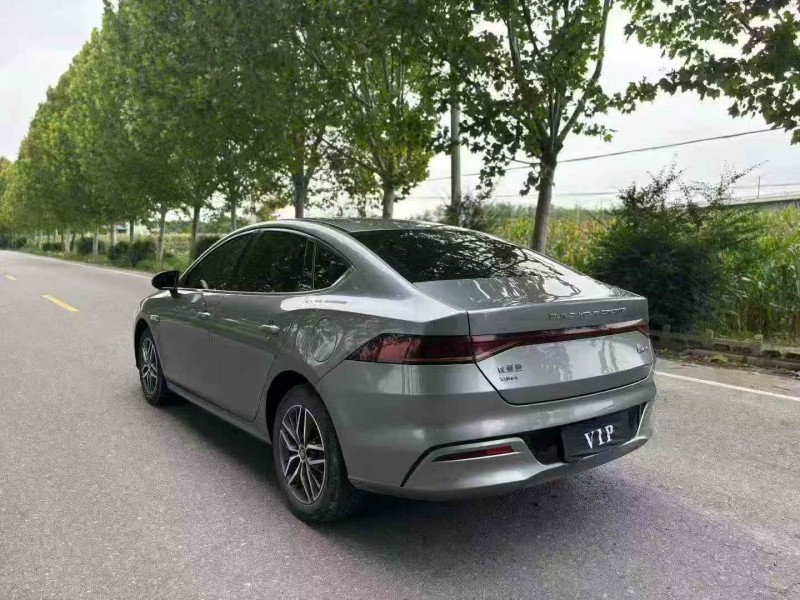 咸阳22年比亚迪秦9