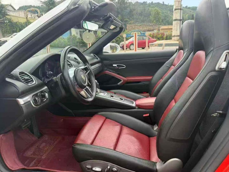 毕节17年保时捷7185