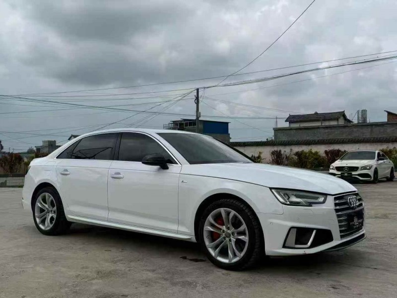 毕节19年奥迪A4L3