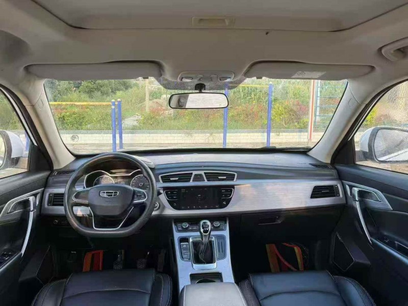 毕节20年吉利博越4