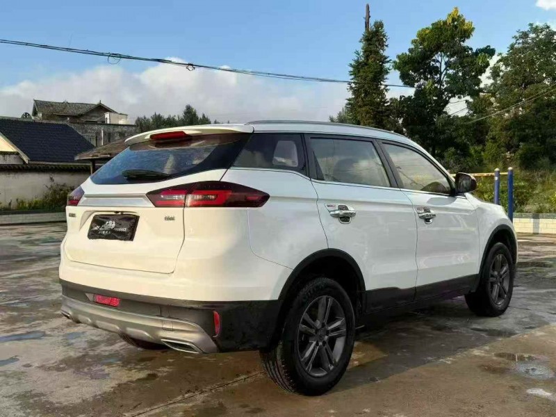 毕节20年吉利博越6