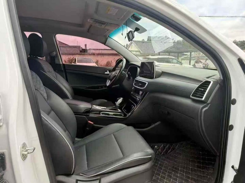 毕节20年现代途胜4