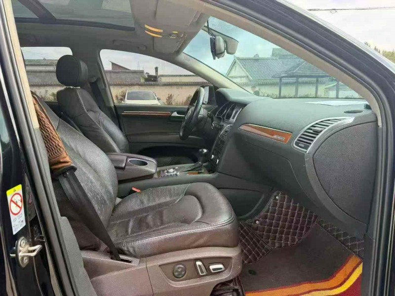 毕节14年奥迪Q74