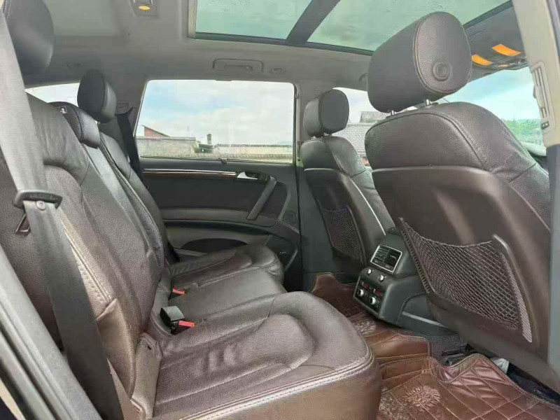 毕节14年奥迪Q75