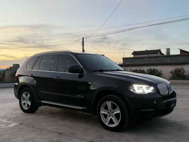 毕节13年宝马X52