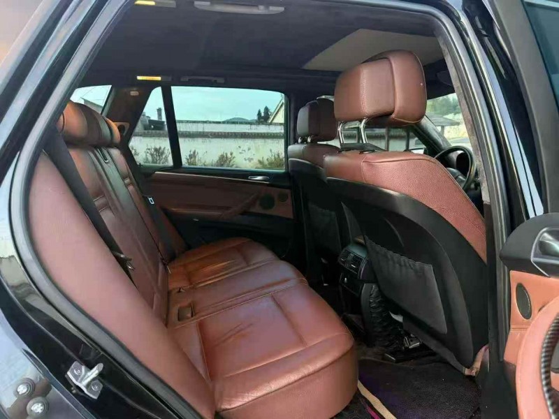 毕节13年宝马X54