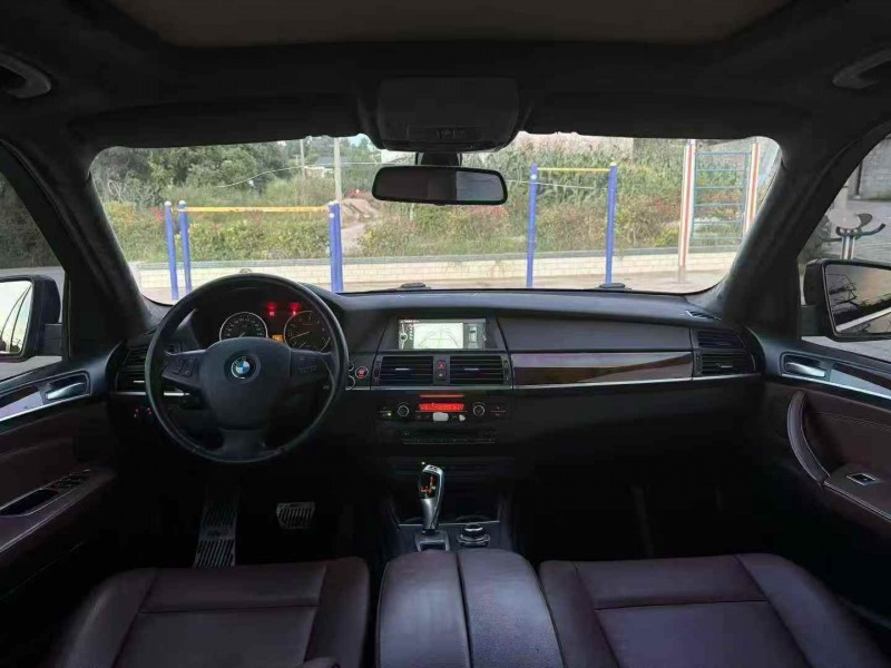 毕节13年宝马X55