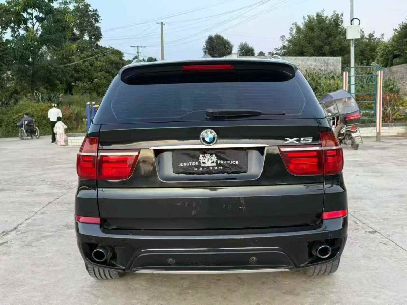 毕节13年宝马X58