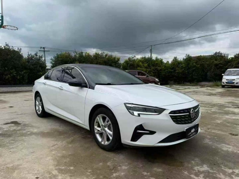 毕节21年别克君威3