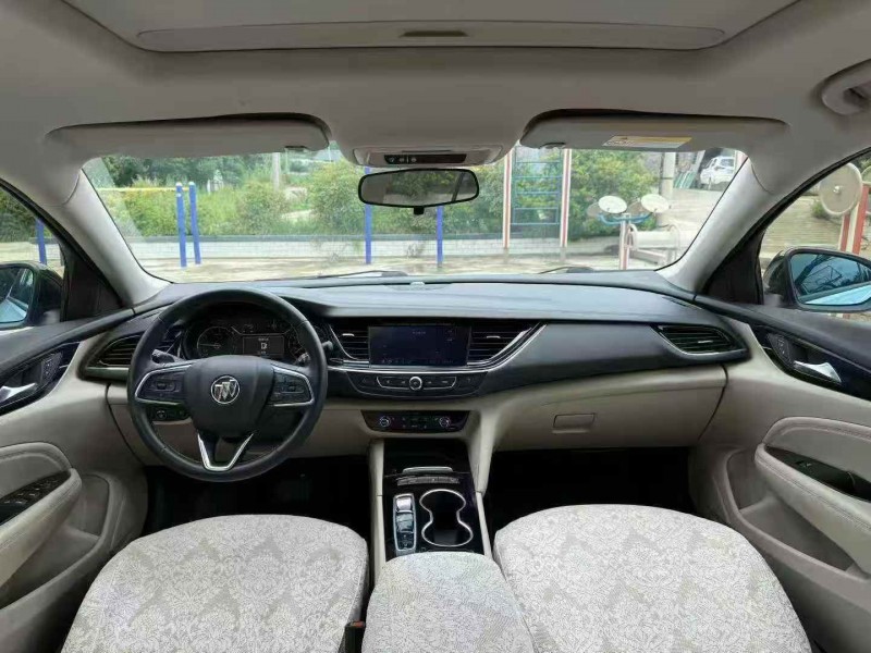 毕节21年别克君威5