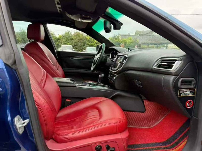 毕节16年玛莎拉蒂Ghibli4