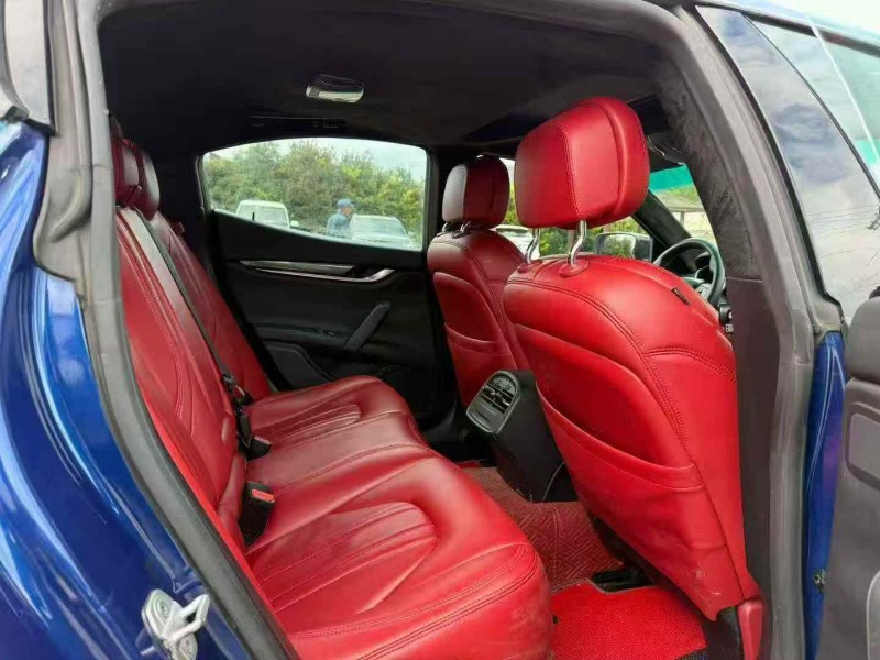 毕节16年玛莎拉蒂Ghibli5