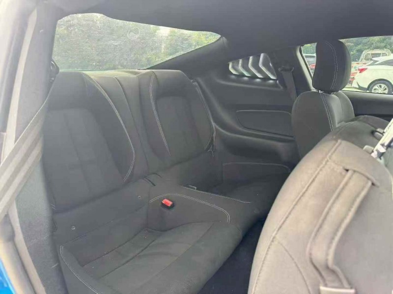 毕节20年福特野马7