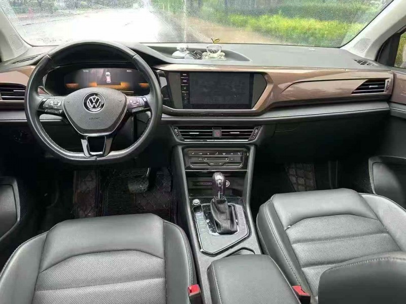 枣庄23年大众途岳4