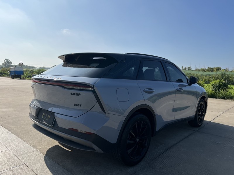 盐城21年启辰大V8